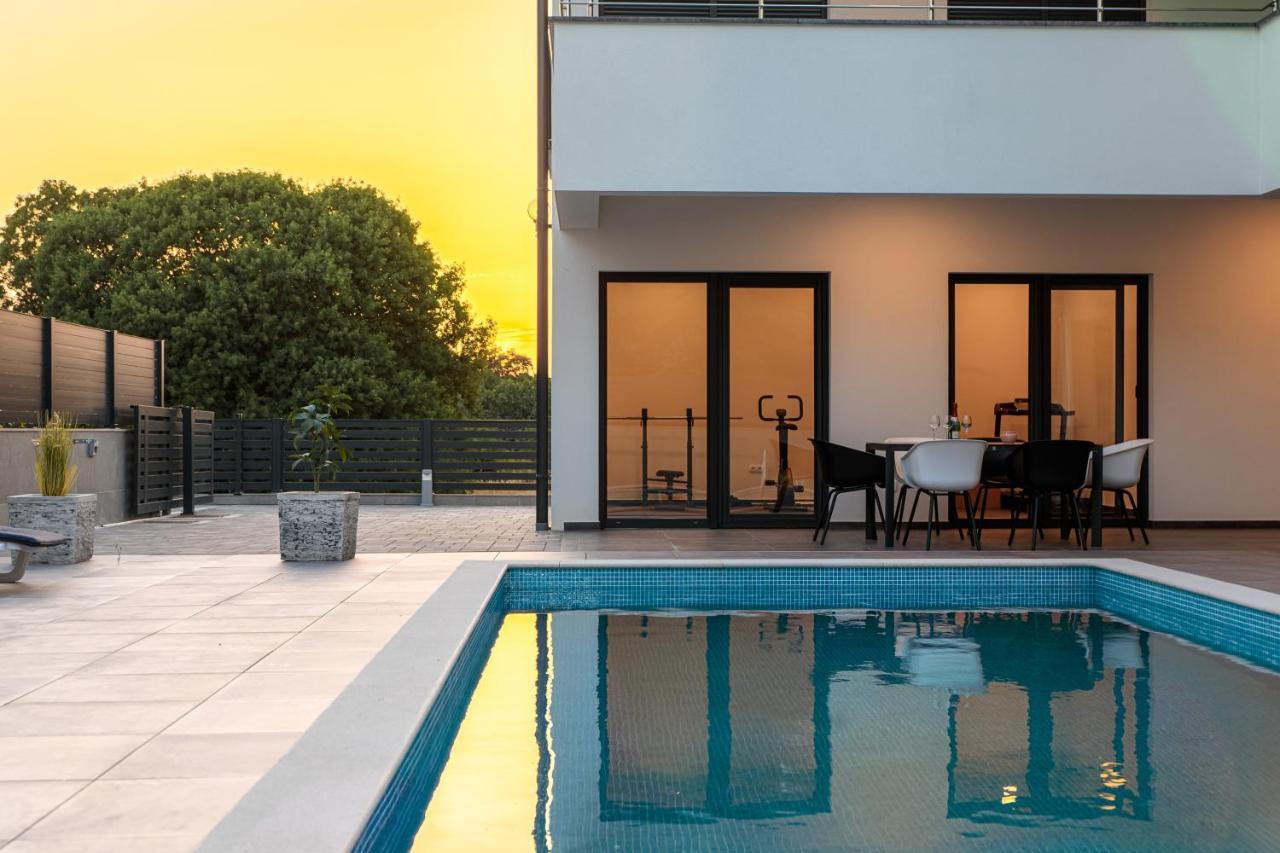 מאלינסקה Villa Graefin מראה חיצוני תמונה