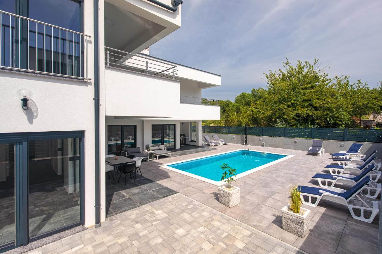מאלינסקה Villa Graefin מראה חיצוני תמונה